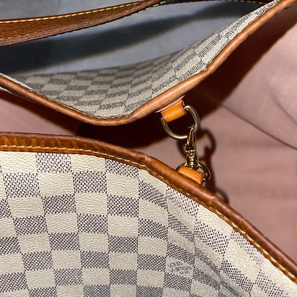 Louis Vuitton Delightful - Picture 3 of 17